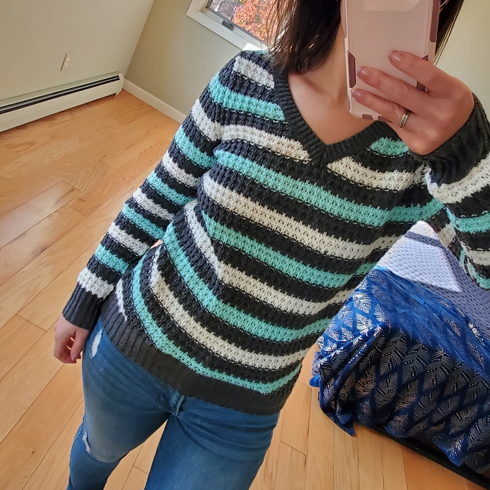Rue 21 striped knit v neck sweater
